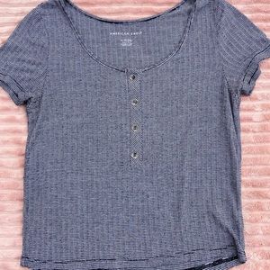 American Eagle top